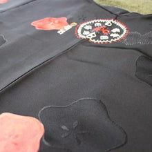 <TUTAE>Haori1004  black with red ume blossoms